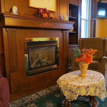 Auberge Montebello Luaran gambar