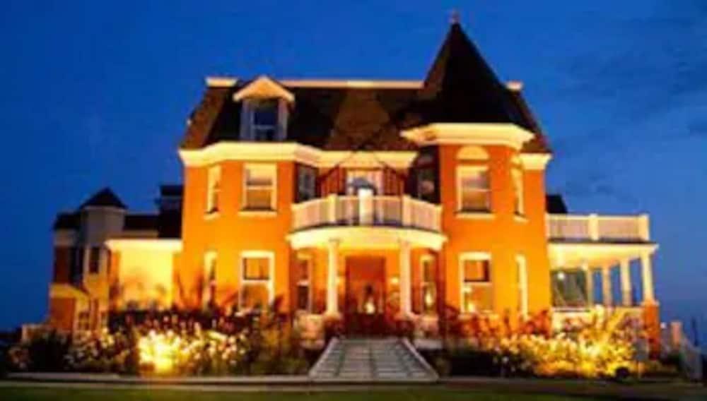 Auberge Montebello Luaran gambar