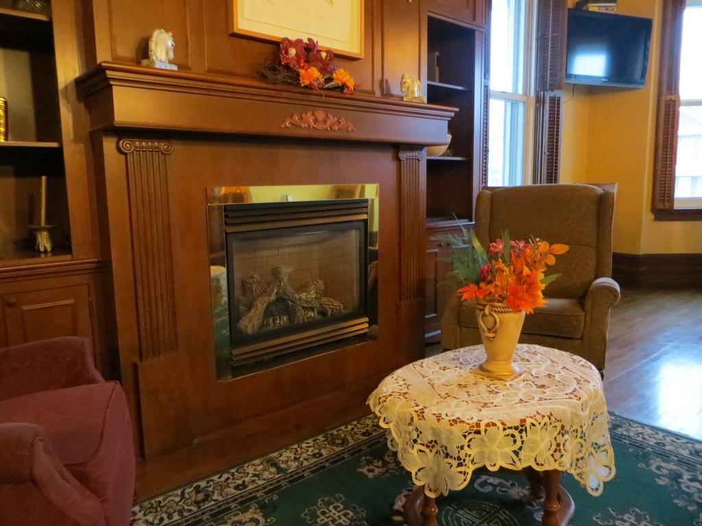 Auberge Montebello Luaran gambar