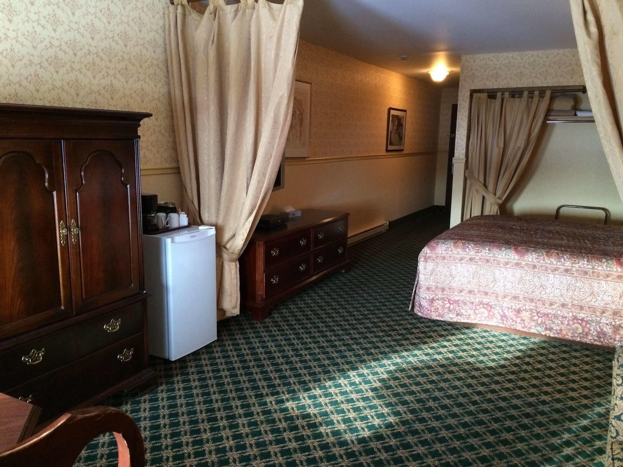 Auberge Montebello Luaran gambar